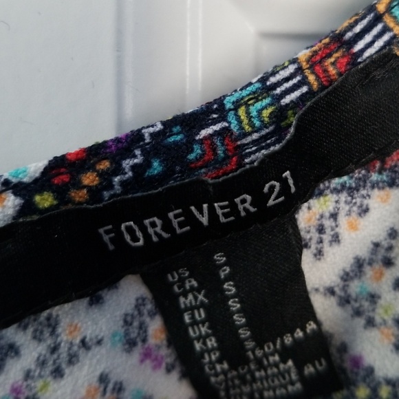 Shirt - Picture 4 of 4